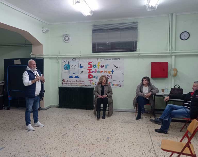 Ενημέρωση από το Γραφείο Εθελοντισμού Δήμου Φλώρινας στους μαθητές του Εσπερινού Γυμνασίου Λυκείου Φλώρινας