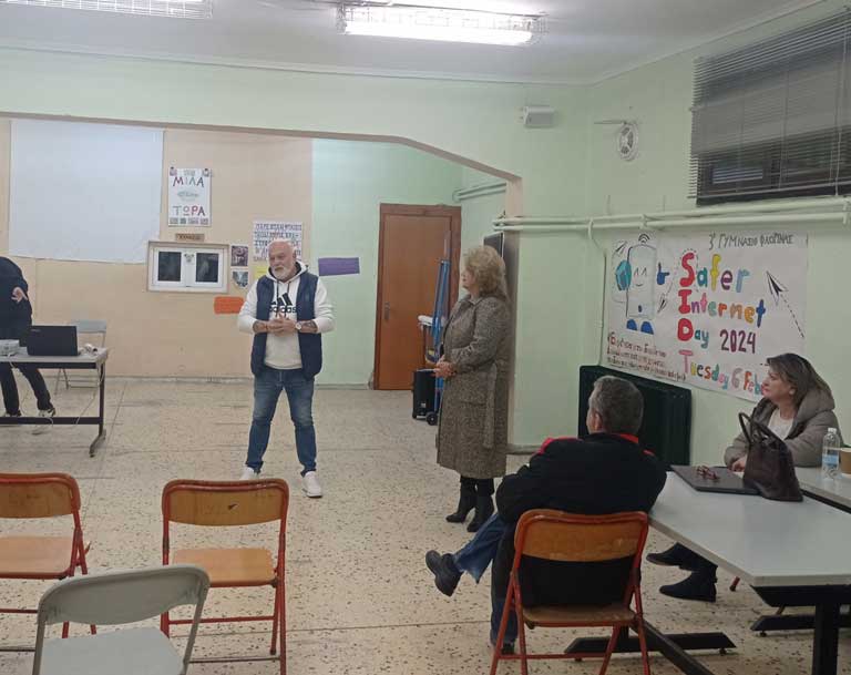 Ενημέρωση από το Γραφείο Εθελοντισμού Δήμου Φλώρινας στους μαθητές του Εσπερινού Γυμνασίου Λυκείου Φλώρινας