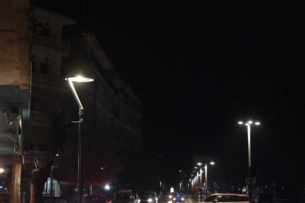 Τοποθέτηση νέων φωτιστικών LED στην πόλη της Φλώρινας