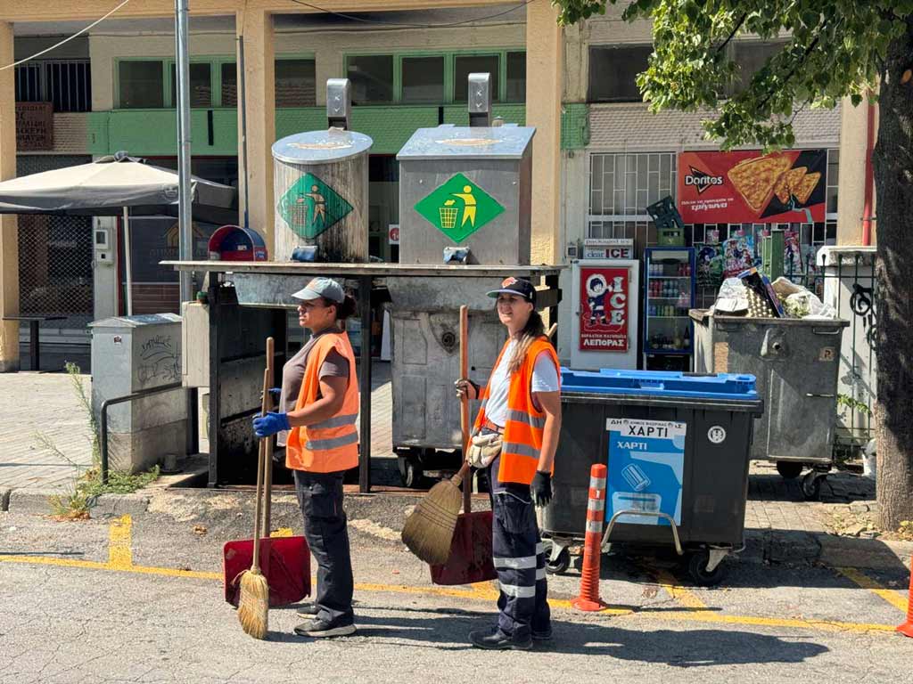 Συνεχίζονται οι εργασίες καθαρισμού και πλύσης κάδων απορριμμάτων από τον Δήμο Φλώρινας