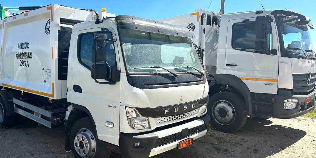 Παραδόθηκαν στον Δήμο Φλώρινας δύο νέα σύγχρονα απορριμματοφόρα οχήματα